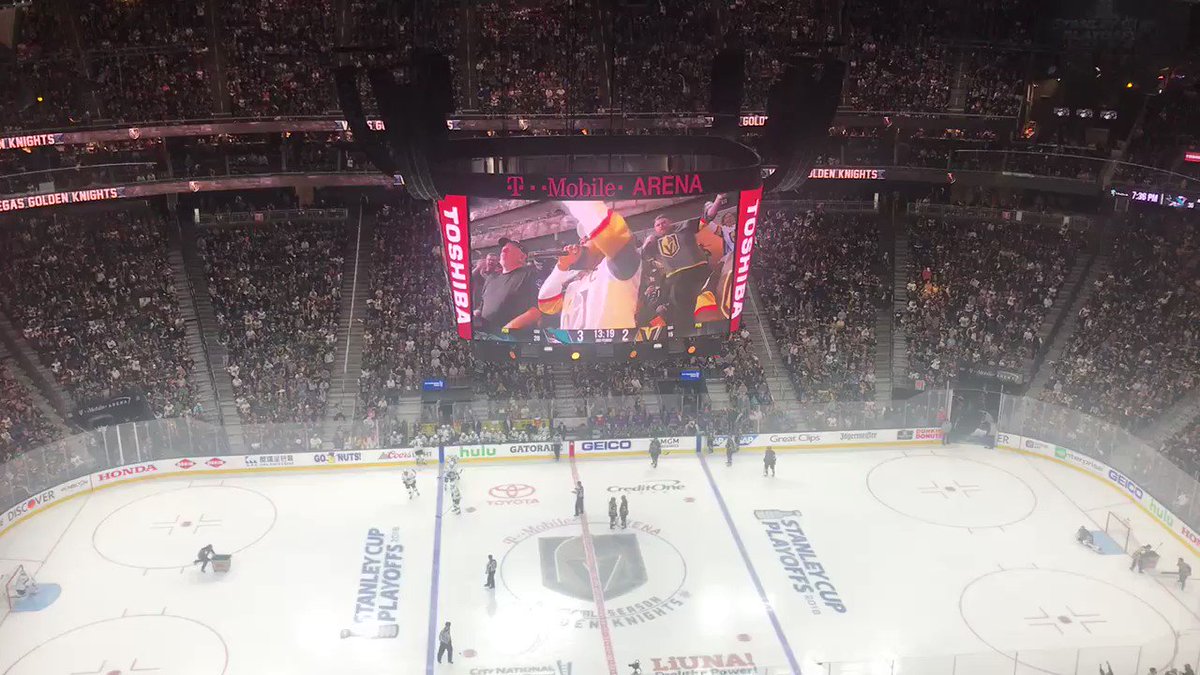 RT @reviewjournal: YEAH! @LilJon gets the crowd LOUD as the @GoldenKnights trail the @SanJoseSharks 3-2 #VegasBorn https://t.co/F8D3cOKY1s