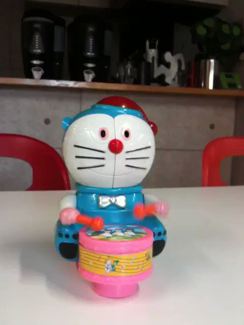 中国のドラえもんで一番酷かったのは、このおもちゃです。著作権を超越してトラウマなるレベル。 中国のドラえもんで一番酷かったのは、このおもちゃです。著作権を超越してトラウマなるレベル。