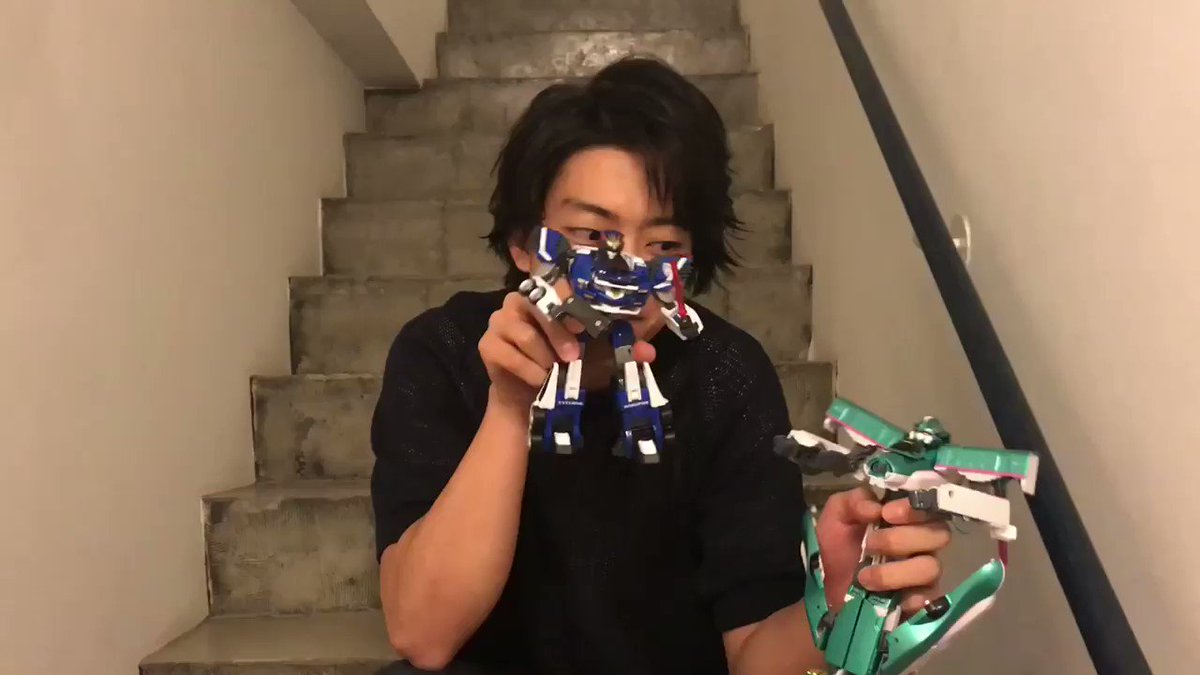 『ムビふぁぼ』TVer等で配信スタート!ノリノリですが健太郎シンカリオン&ドライブヘッドは声が違います。アニメを 『ムビふぁぼ』TVer等で配信スタート!ノリノリですが健太郎シンカリオン&ドライブヘッドは声が違います。アニメを
