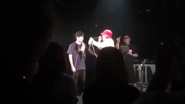 ADAM vs GADORO高校生ADAMに対し容赦ないパンチラインと、韻を踏むGADORO。間違いなく九州予選の中でも ADAM vs GADORO高校生ADAMに対し容赦ないパンチラインと、韻を踏むGADORO。間違いなく九州予選の中でも