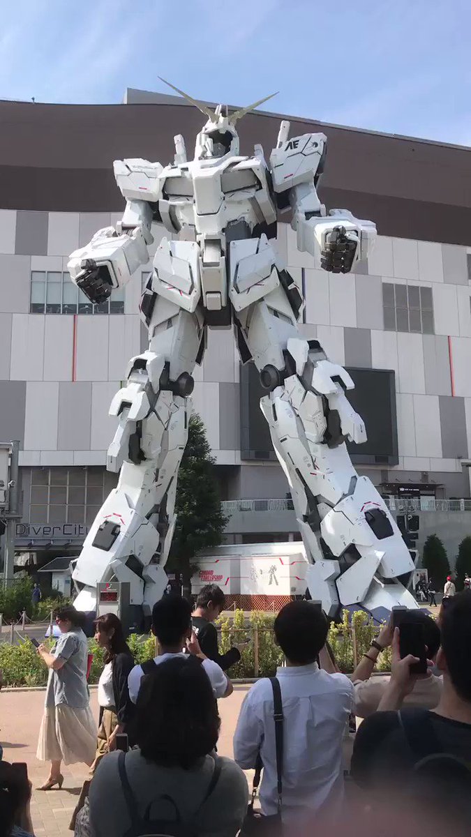 お台場ガンダムUC 動画後ろにいたおばさんがうるさかったのが残念 お台場ガンダムUC 動画後ろにいたおばさんがうるさかったのが残念