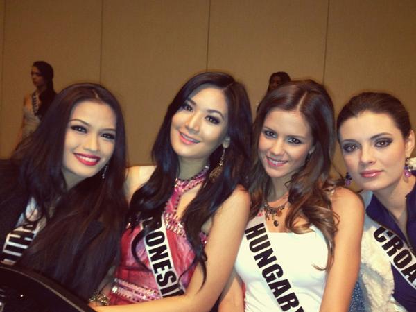 Miss Universe 2012: Vẫn chờ một bất ngờ A-TMNFSCAAAGat8