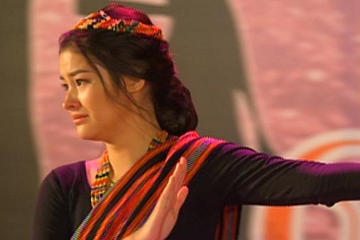 WATCH: Crying Liza Soberano in #Forevermore trends worldwide | Scoopnest