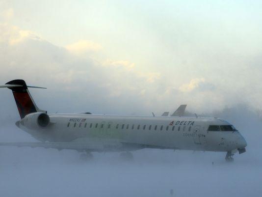 RT @usatodaytravel: These airlines have waived change fees before the Thanksgiving storm: