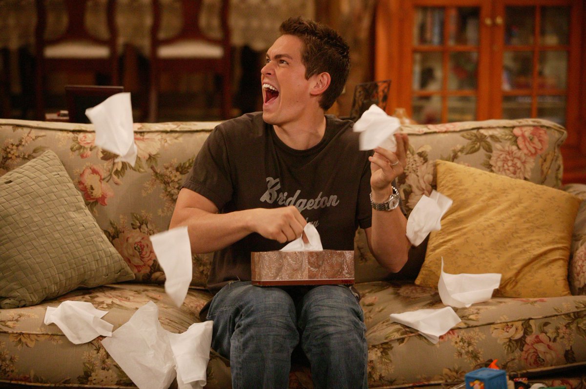 Van is really nervous about his first college football game! catch 5 eps of #reba today at 5/4c
