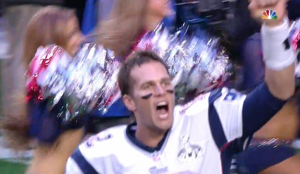 Here come the Patriots led by Tom Brady! #SB49 http://t.co/vGavhkebdz