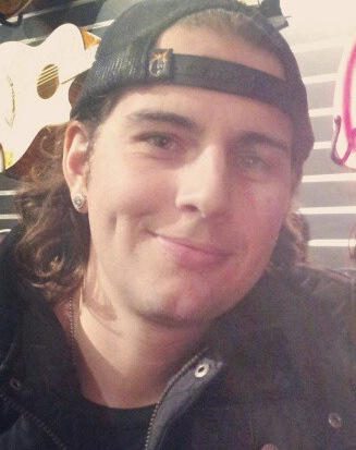 Alternative Junkiee Short Post M Shadows Hair