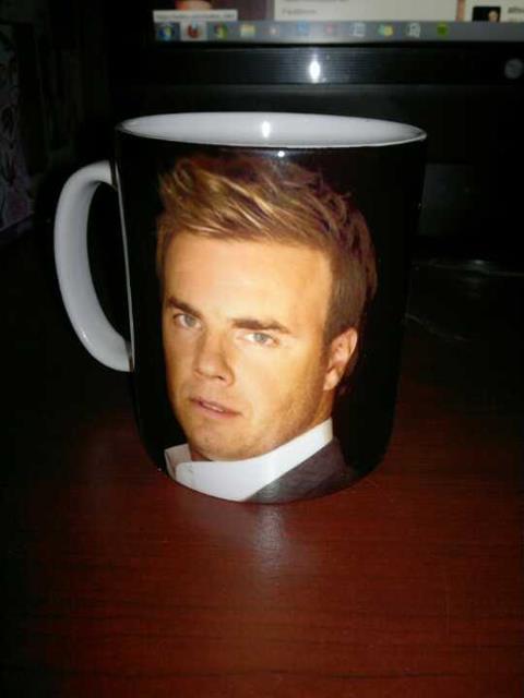 “@GBGirly: @GBarlowOfficial A pressie from my sisters today, what do you think? x 

*your sis has got class*