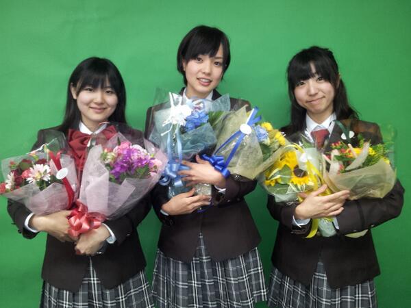 3ヶ月間、毎週頑張ってる三人を見てたのに来週からニコ生がないと思うと寂しいですね(;_;)皆さん本当にありがとうございま 3ヶ月間、毎週頑張ってる三人を見てたのに来週からニコ生がないと思うと寂しいですね(;_;)皆さん本当にありがとうございま