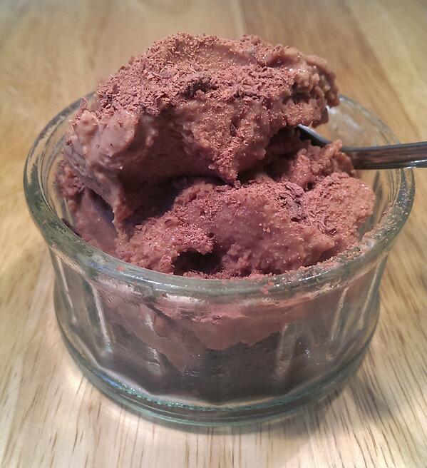 Inspired by "cronuts", I combined my 2 own favourite desserts - a @paul_a_young brownie & ice cream. http://t.co/FZmi6mFjWS