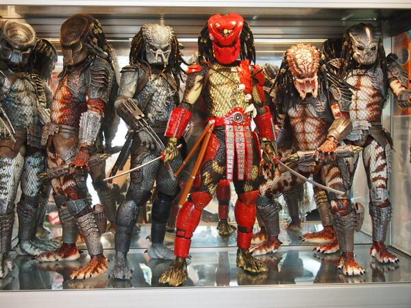 ネカ NECA ビッグレッド プレデター 1/4スケール 豆魚雷-