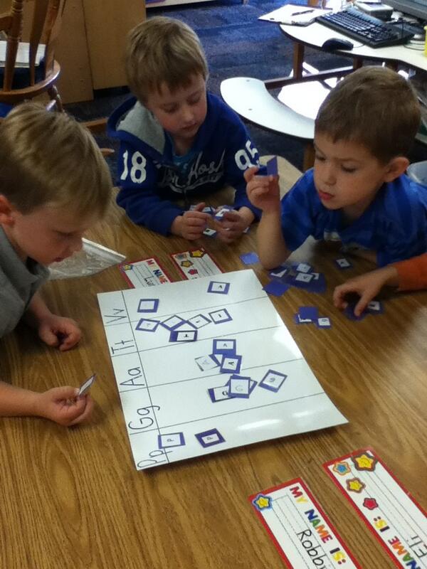 Teamwork with my table. #CFEVS http://t.co/y2qhJqt94g