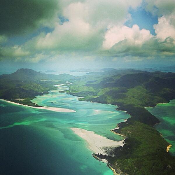Headed to #WhitehavenBeach by #seaplane in #Queensland with @laurenepbath! (via IG) http://t.co/CQHPbI92t3