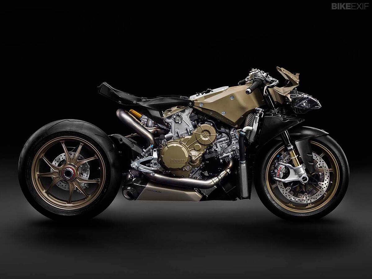 The motorcycle as art: behold the Ducati 1199 Superleggera, stripped of its bodywork. http://t.co/WHN15Y5sIz