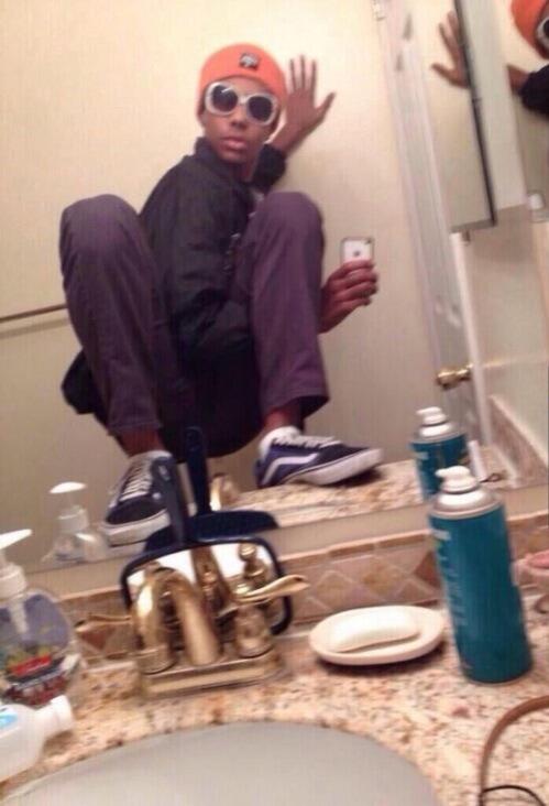 22 Of The Best Extreme Selfies 22 Of The Best Extreme Selfies