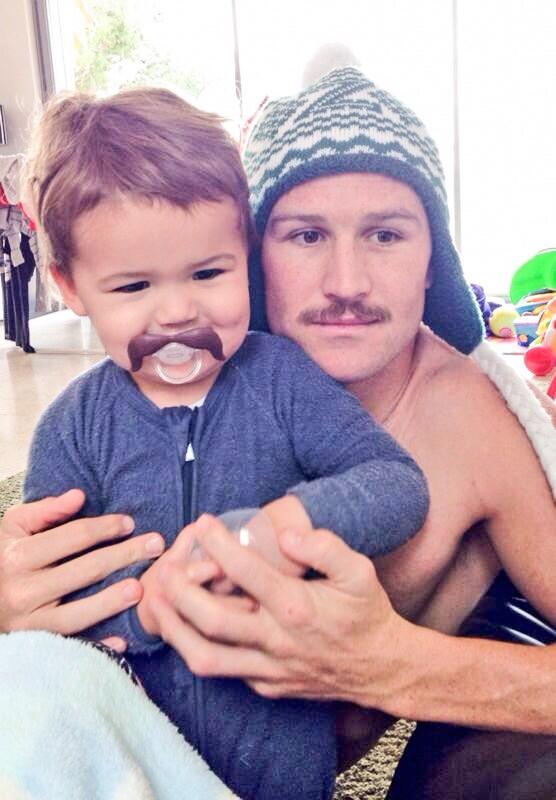 Photo of Matt Giteau  & his  Son  Levi