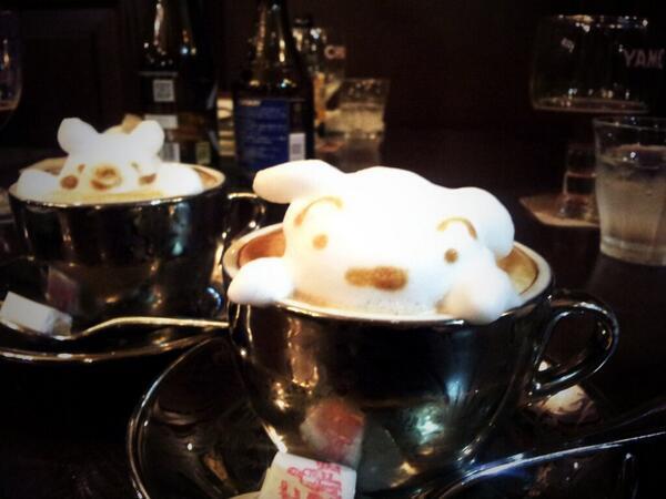 クレヨンしんちゃんのシロの３Dラテアート　#latteart  #ラテアート　 