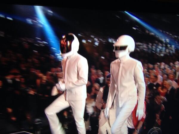 How does this speech work? #Grammys http://t.co/v5q2arousI