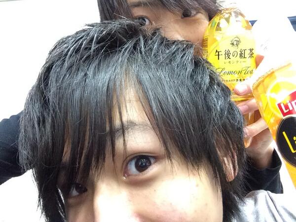☆ゆーま☆今日は画面を通して皆様とお話しできたらいいなと思います♪そして昨日はデニムが被りましたが、実はレモンティーも被 ☆ゆーま☆今日は画面を通して皆様とお話しできたらいいなと思います♪そして昨日はデニムが被りましたが、実はレモンティーも被
