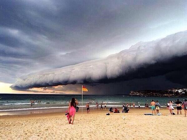 Thunderstorm in Sydney, Australia yesterday! http://t.co/FD9WXAbAI6