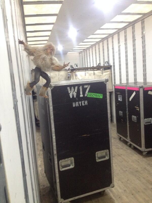 Ozzy says let's finish getting the truck loaded and on the road! 1st show of the run in less than a week in Brooklyn! 