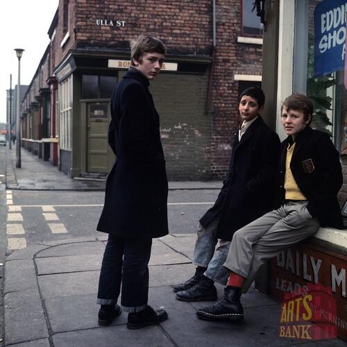 Boot Boys, Ulla Street Middlesbrough early 1970s Oi Oi Oi http://t.co/4J2sYMCsxM