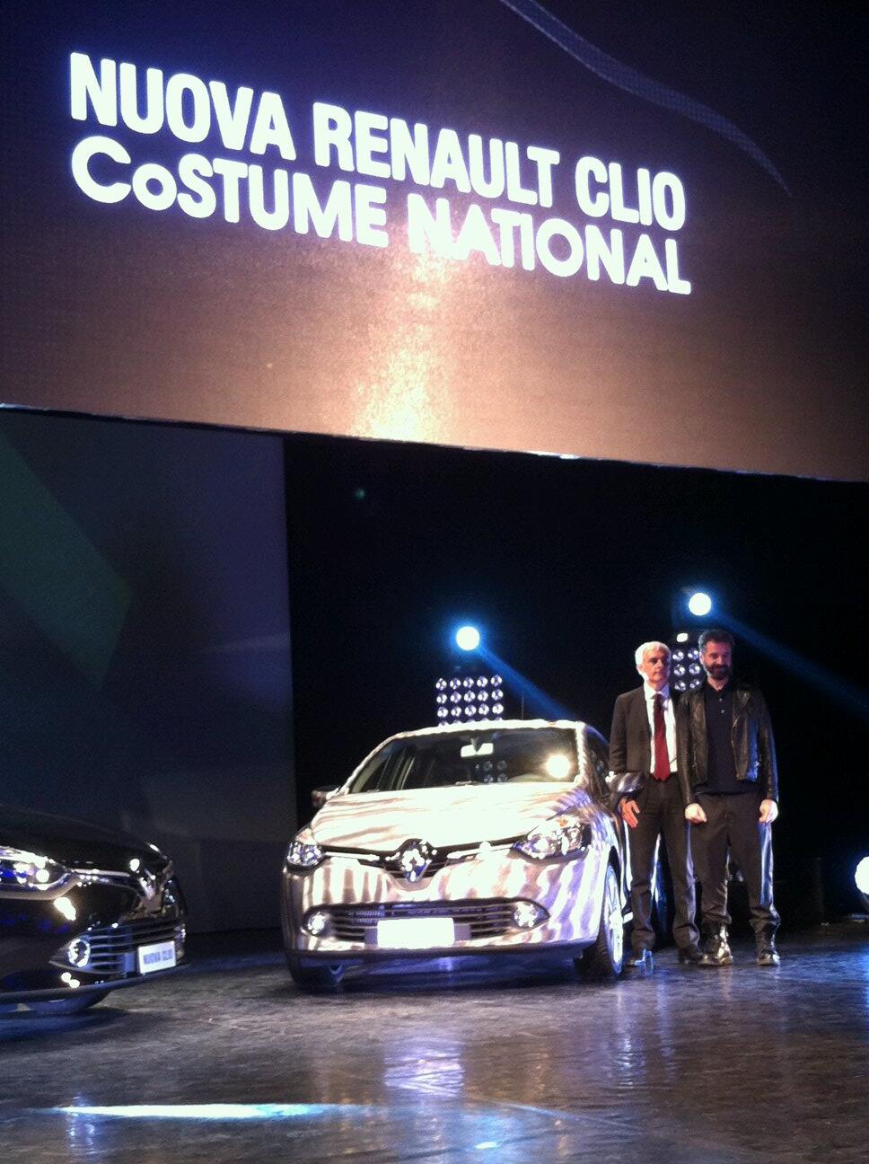 RT @renaultitalia: Ennio Capasa di @costumenational ha reinterpretato Clio come una vera innovative fashion car. http://t.co/NVEhB4a3at