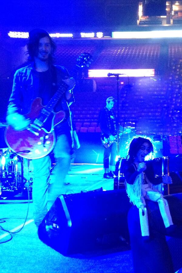 Ozzy decided to check out @Reignwolf's soundcheck before tonight's @OfficialSabbath show in Quebec 