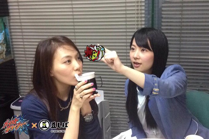 マメクラで遊ぶ二人。さんご役の種田梨沙さんコハク役の田野アサミさんレッカしば食べられるな、こりゃ。/バナ隊長#ガイストク マメクラで遊ぶ二人。さんご役の種田梨沙さんコハク役の田野アサミさんレッカしば食べられるな、こりゃ。/バナ隊長#ガイストク