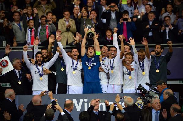 Real Madrid captain Iker Casillas lifts UEFA Super Cup [via @ChampionsLeague]