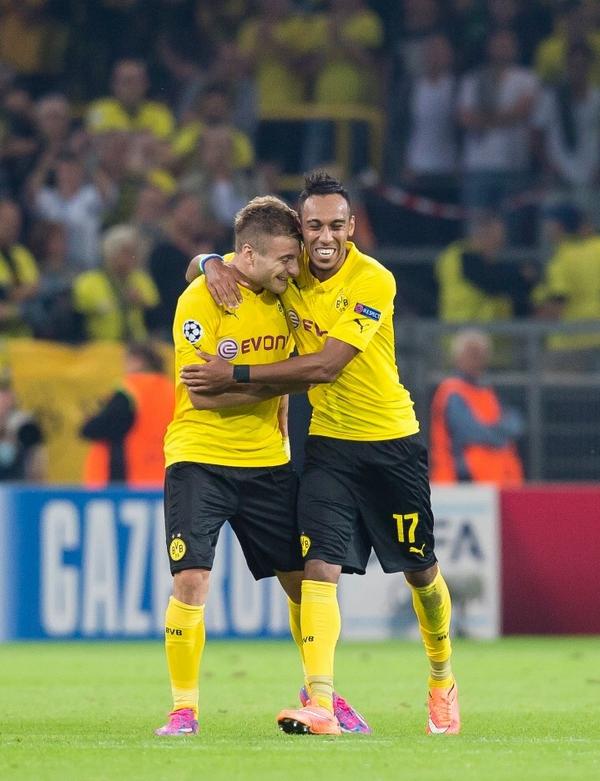 Immobile and Aubameyang scored the Dortmund goals against Arsenal [via @ChampionsLeague]