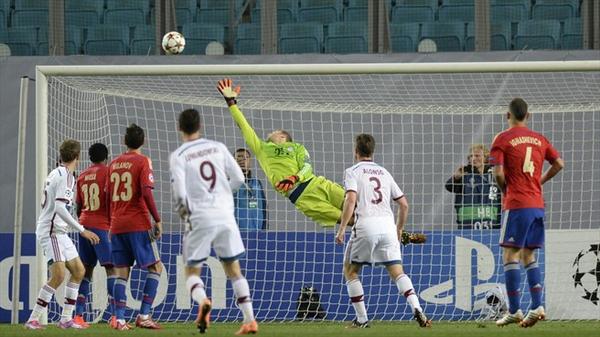 Eremenko beat Neuer but not the crossbar [via uefa.com]