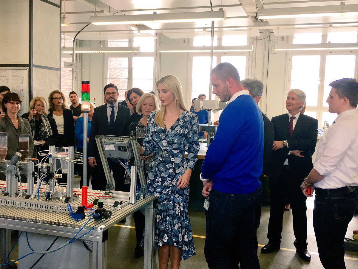 Thank you @Siemens for inviting me to experience your apprenticeship program first-hand. https://t.co/5SPBwUlwTC