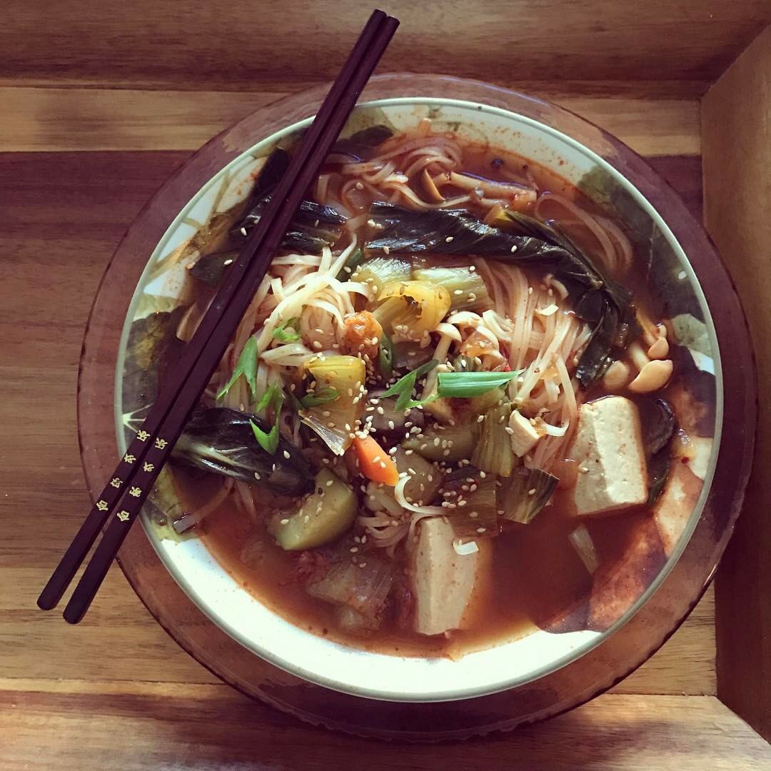 high nutrient dreamscape. korean/thai. #fusionhotandsoursoup @DrFuhrman #vegan #organic Chariya Leeds ???? https://t.co/3AZg50mf9g