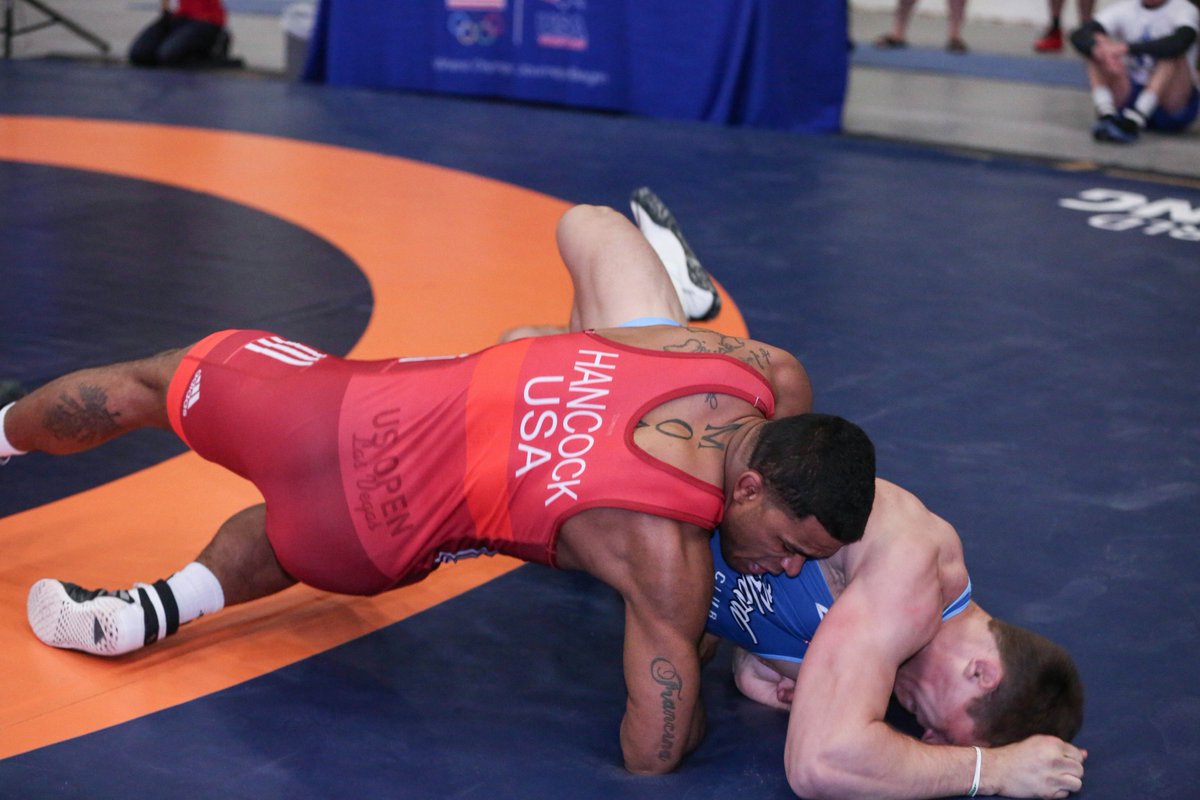 #VegasWrestle