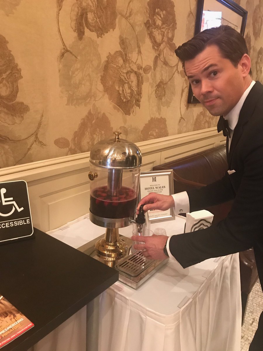 .@AndrewRannells tests the lobby sangria ???? #MetGala https://t.co/PGslJZ1eVi