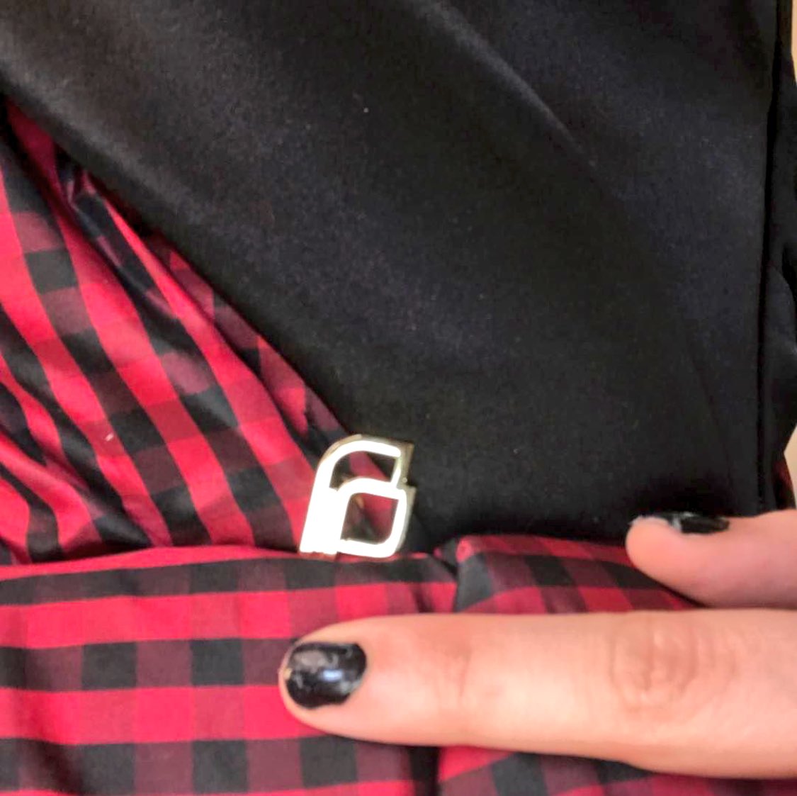 Details #MetGala #IStandWithPP https://t.co/6b45qKTO9C