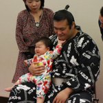 C-zGCD9WsAAh3lJ.jpg:thumb