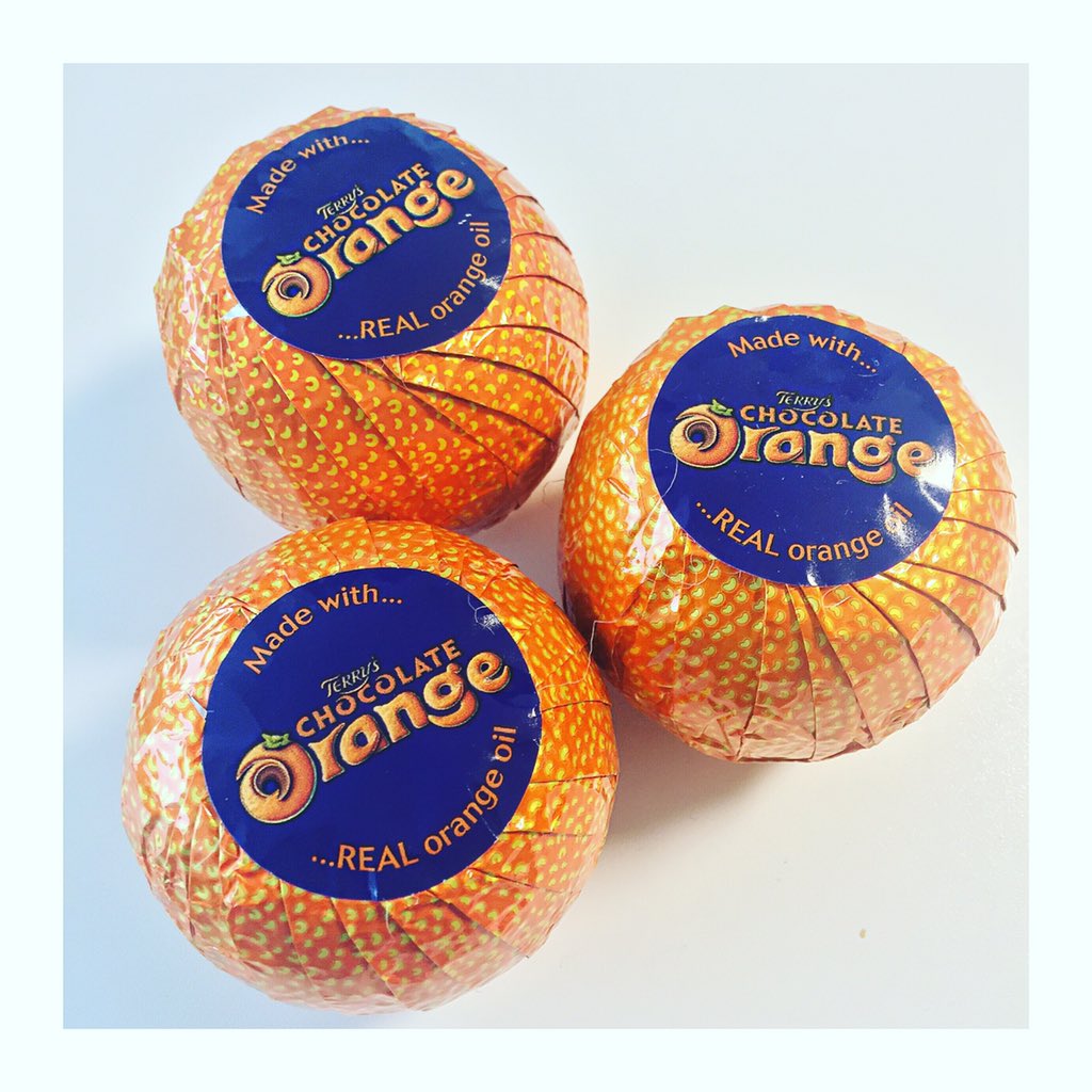 Terry's Chocolate Orange for brunch. 

All three. ???????????? https://t.co/b0Y0LRmXyG