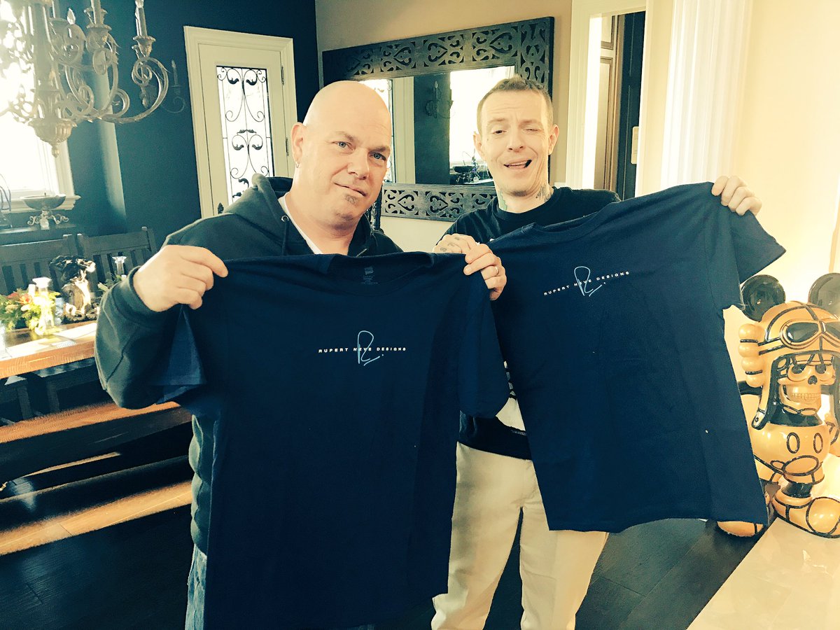 Eyyyy @Rupert_Neve we got the shirts! Deal is back on, Haha:) happy holidays from Mau5trap studio! https://t.co/rfJDRn9rJv