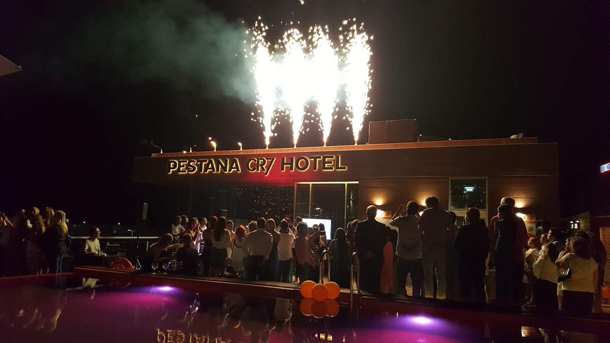 The most amazing fireworks will be seen at the top of @PestanaCR7 Funchal.
Don’t miss it ???? https://t.co/LpodJXzdyF https://t.co/kmsa0y0XlJ