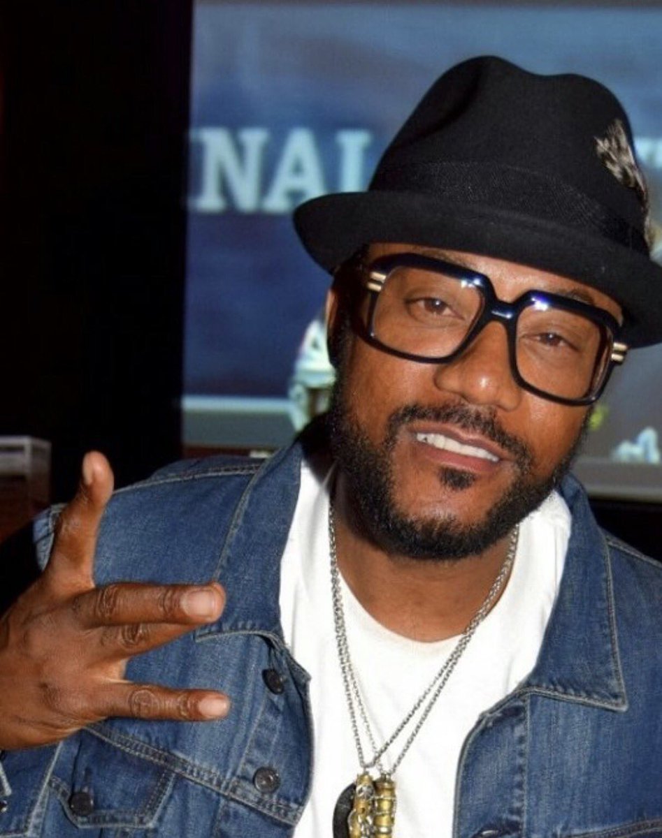 Damn, we lost Ricky Harris. The world is a little less funny today. RIP homie. https://t.co/5AalZndlx2