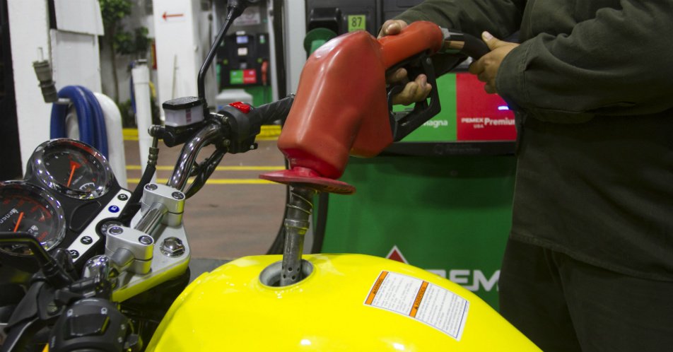 La motocultivadora el topo que aceite en la gasolina
