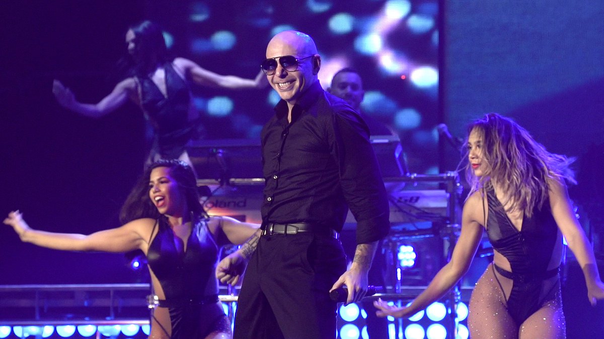 Live out loud @TheMostBadOnes  #FridayThoughts #Dale https://t.co/yu7crpe9HP