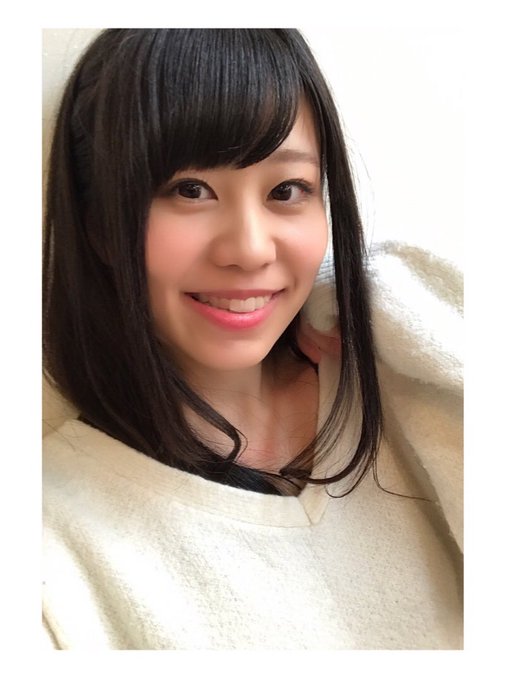 メイクの魔法ってすごいよねぇ💄いつも可愛くしてもらってるから、いい素材になりたいって前向きになれるの。今晩はAbemaT メイクの魔法ってすごいよねぇ💄いつも可愛くしてもらってるから、いい素材になりたいって前向きになれるの。今晩はAbemaT