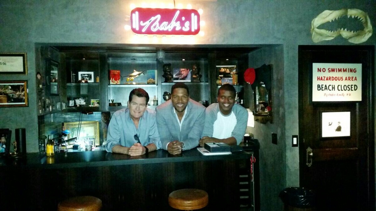 RT @tonytodd32: Great time talkin football with @michaelstrahan and @charliesheen https://t.co/dEa53KpgNk