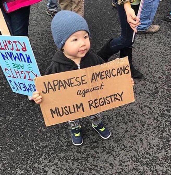 RT @lsarsour: This warms my heart. ❤️️❤️️#womensmarch https://t.co/19DYtNkmCT