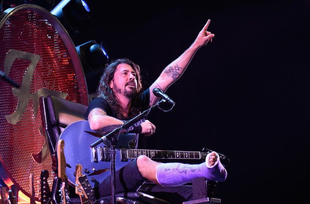 Dave Grohl’s Birthday Celebration | HappyBday.to