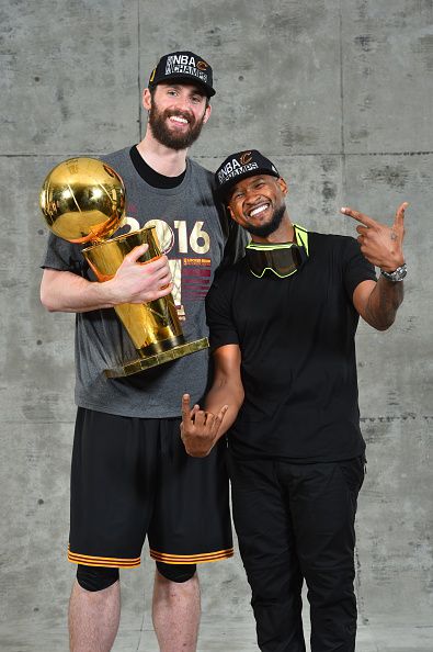 RT this to help the homie @KevinLove get to the NBA All-Star game! #NBAVote https://t.co/sVPQQ3xWqM