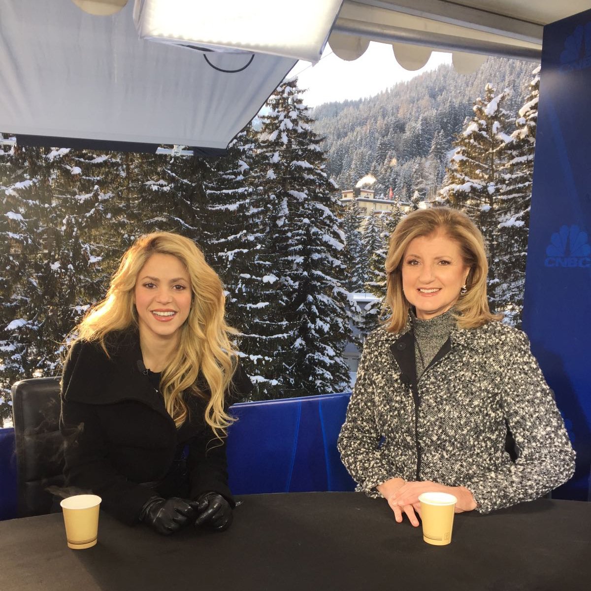 Watch Shak chatting #FacetoFace with @ariannahuff for @CNBC at #wef17 in Davos, at https://t.co/YMDbcIf06c ShakHQ https://t.co/ErxPLuJhN1